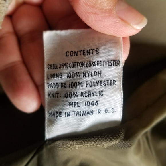 Vintage Aurora International | by Abbmoor Quilted Barn Style Coat - Picture 5 of 8